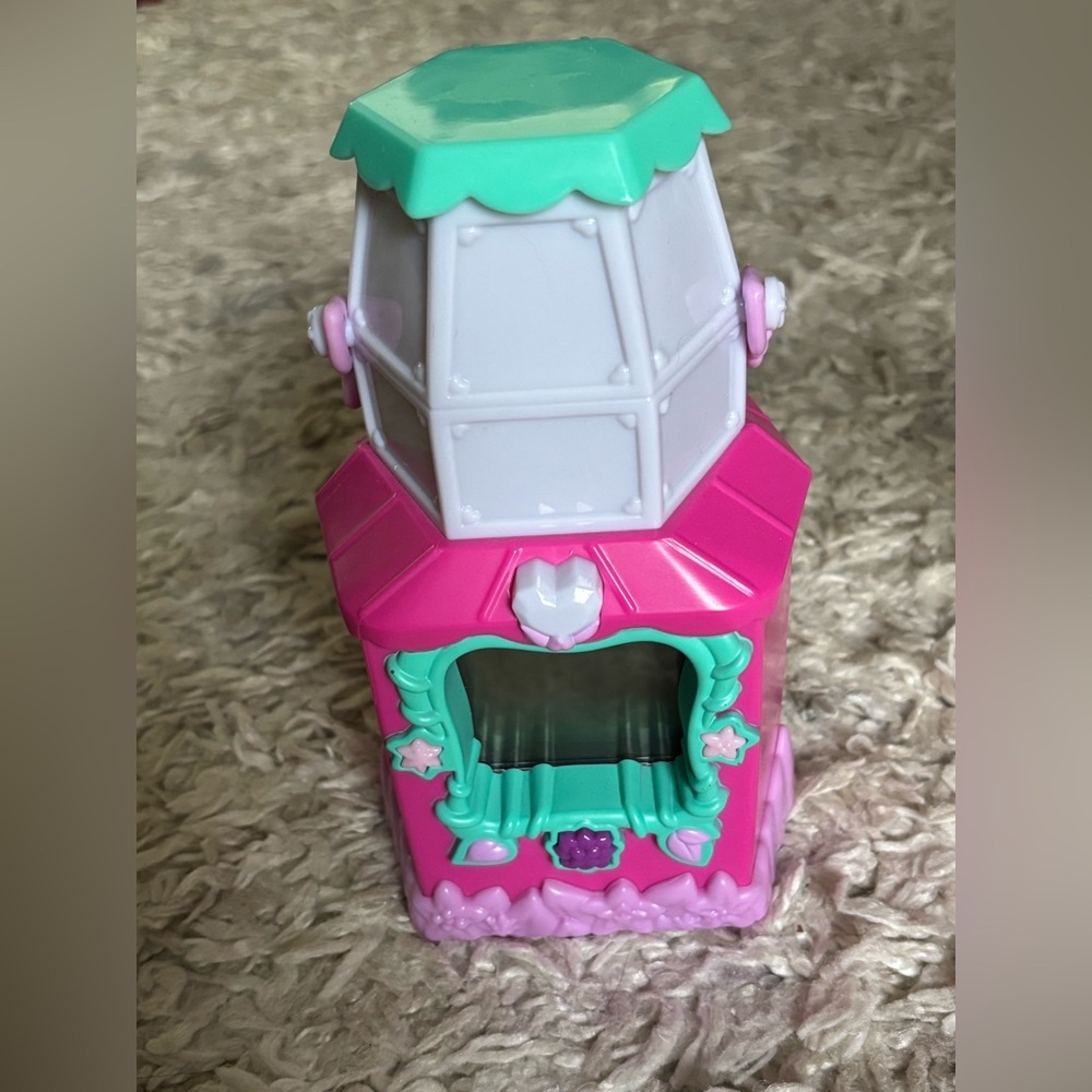 Got 2 Glow Fairy Pet Finder Interactive Lantern Toy Lights Sounds WowWee 2021 - Picture 2 of 9